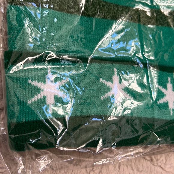 New Shamrock Shuffle Chicago green hat, new in original sealed packaging - Picture 5 of 12